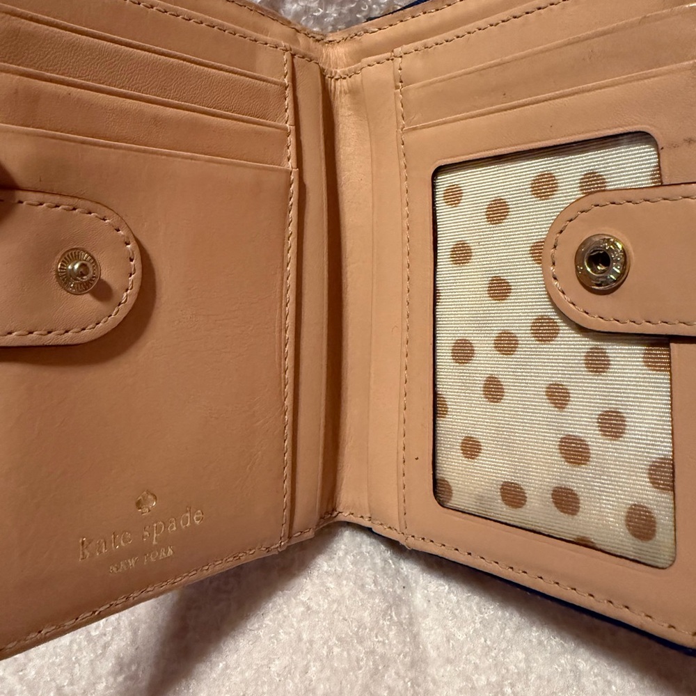 Kate Spade Tan and Cream Wallet
